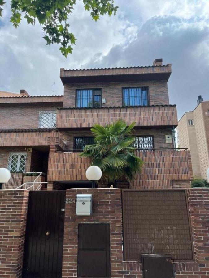 Appartamento C8 Lujo Barrio Residencial Madrid